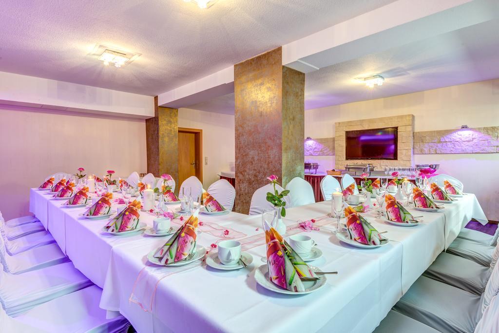 באד פרנקנהאוזן Hotel-Restaurant Thueringer Hof מראה חיצוני תמונה